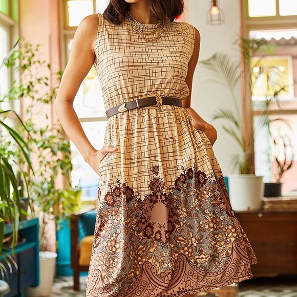 NWT Summer Dress with Pockets - Picture 2 of 3